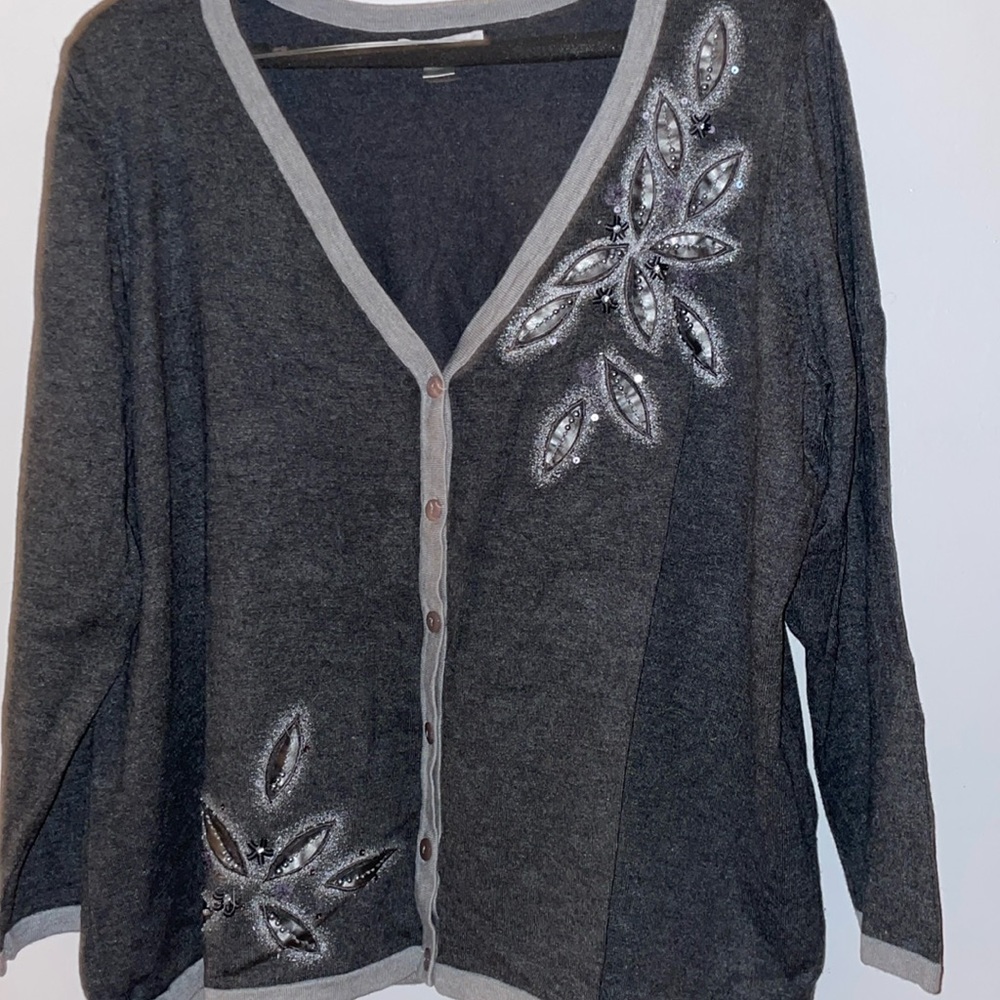 CJ Banks 3x cardigan sweater w flowers and embellishments